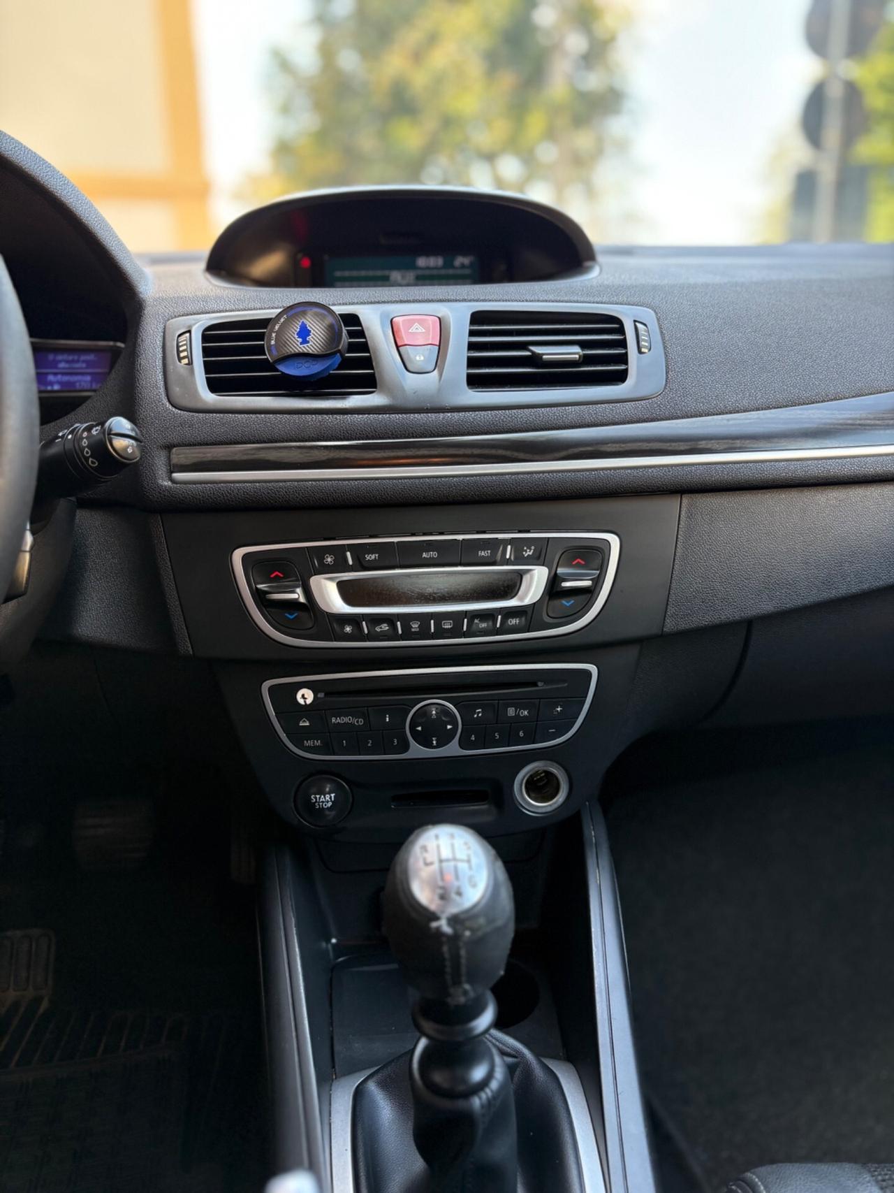 Renault Megane Mégane C-C 1.5 dCi 110CV Luxe