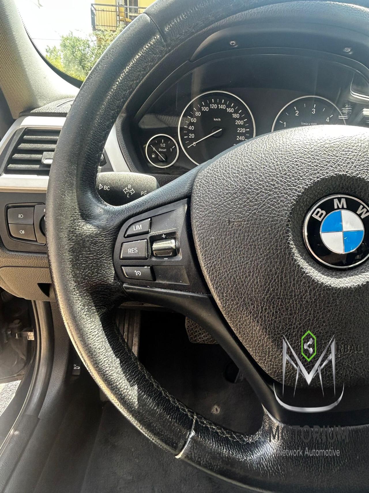BMW 320D touring business advantage 190 CV