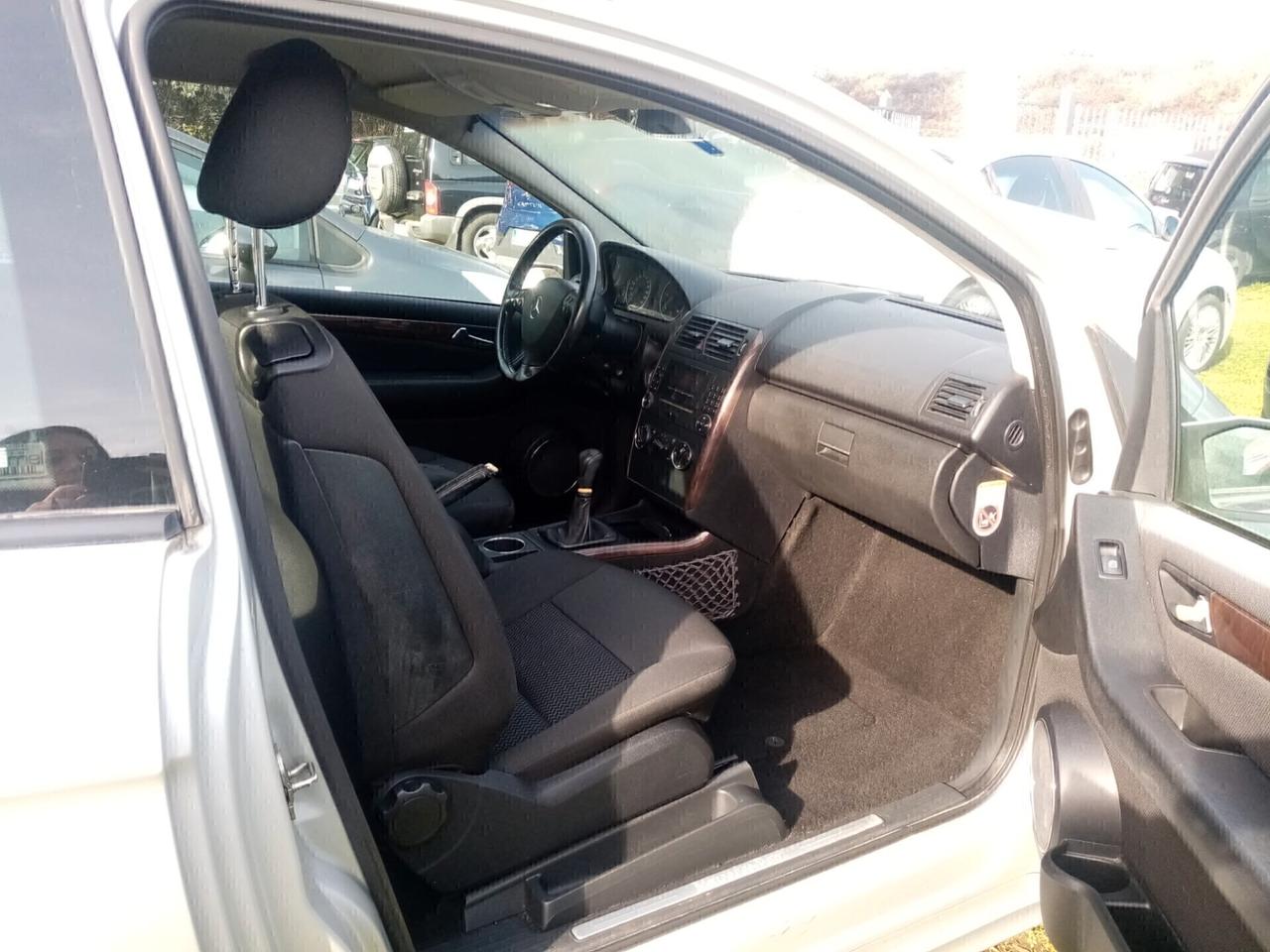 MERCEDES CLASSE A 180 CDI COUPE AVANTGARDE