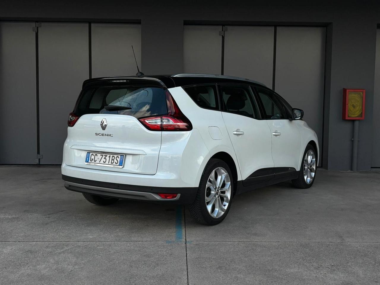 Renault Grand Scenic Blue dCi 150 CV Sport Edition2