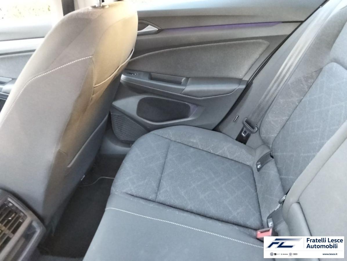 VOLKSWAGEN - Golf 2.0 tdi Life 150cv dsg (In Arrivo)