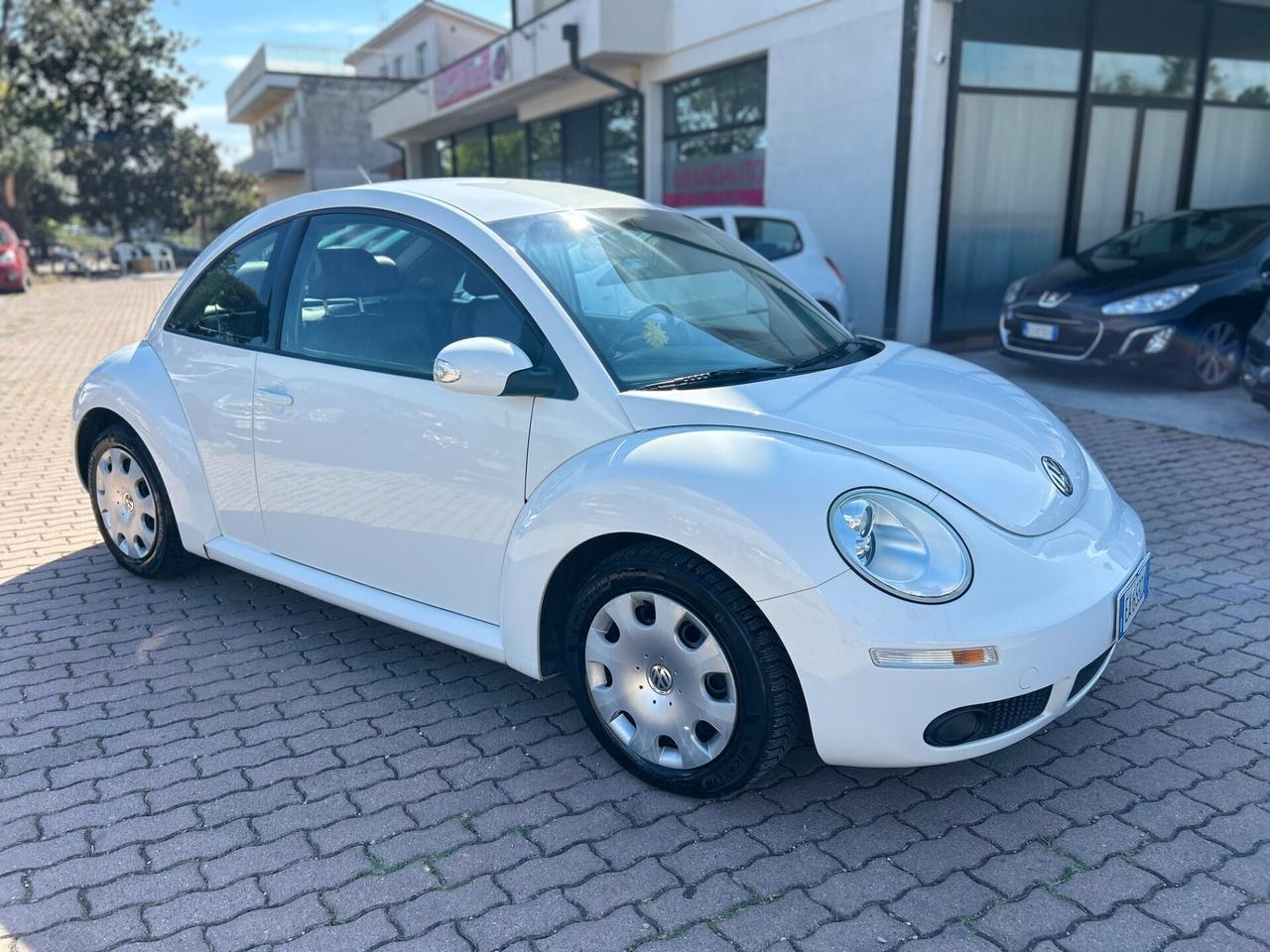Volkswagen New Beetle 1.6 BENZINA