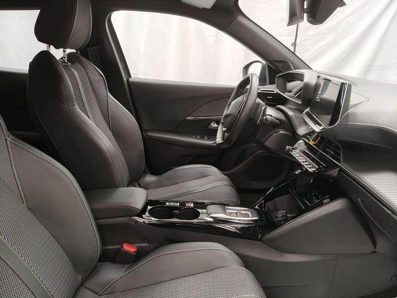 Peugeot 2008 2008 PureTech 130 S&S EAT8 GT