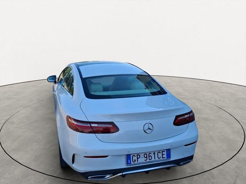 Mercedes-Benz Classe E Cpé E 220 d 4Matic Premium Plus