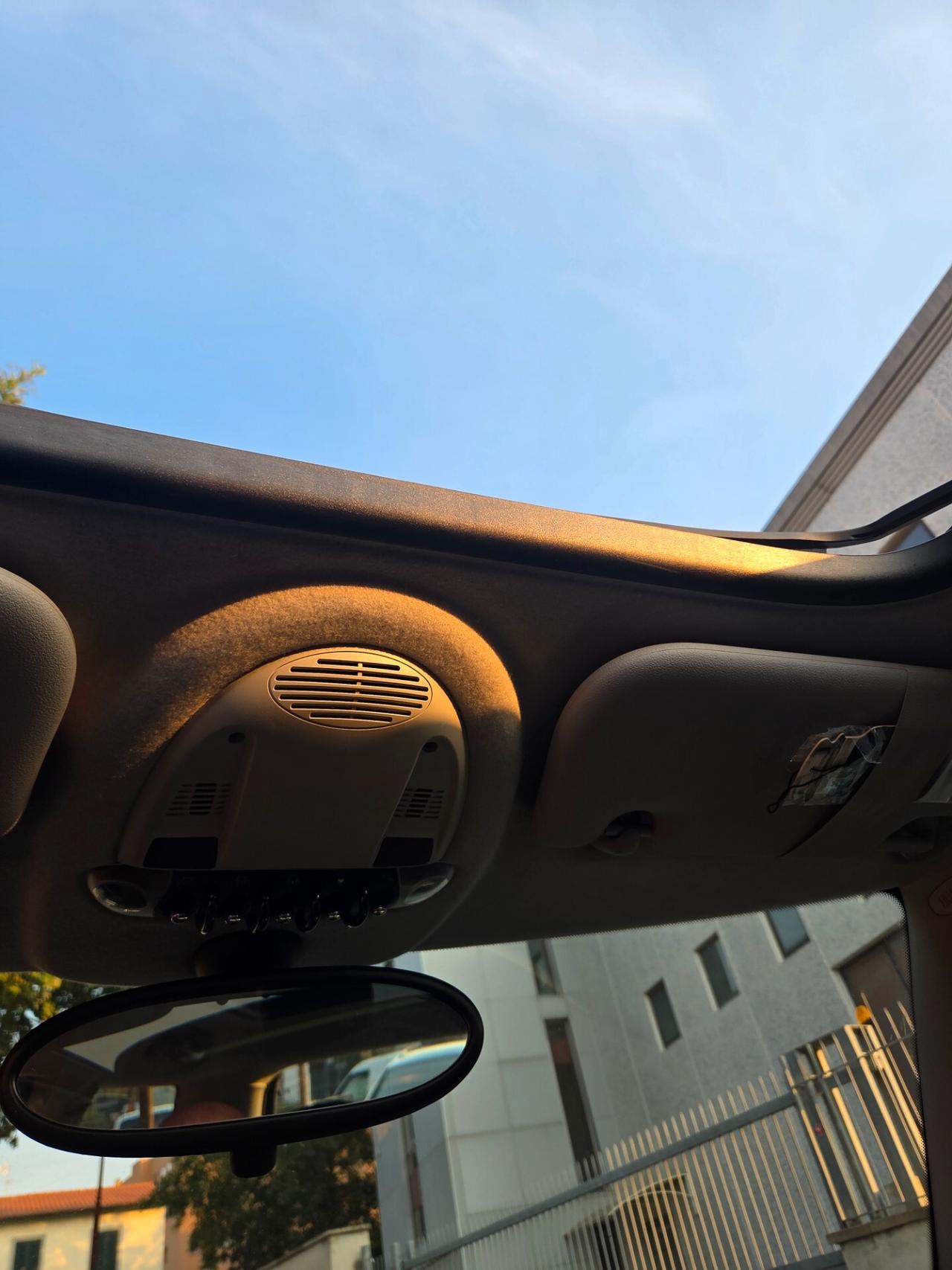 Mini Cooper 1.6 tdiCooper D 2010