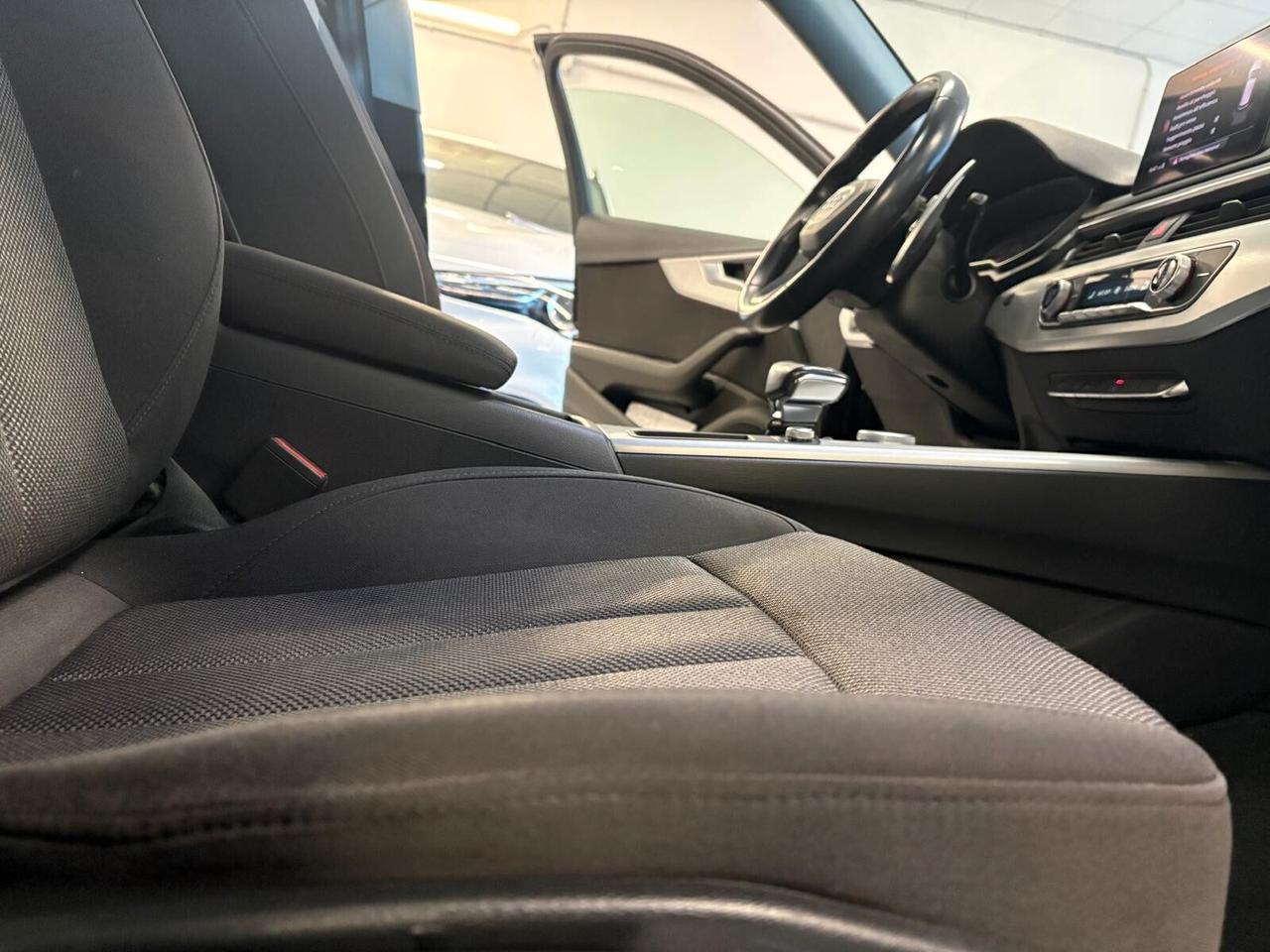 Audi A4 Avant BUSINESS 2.0 TDI S tronic