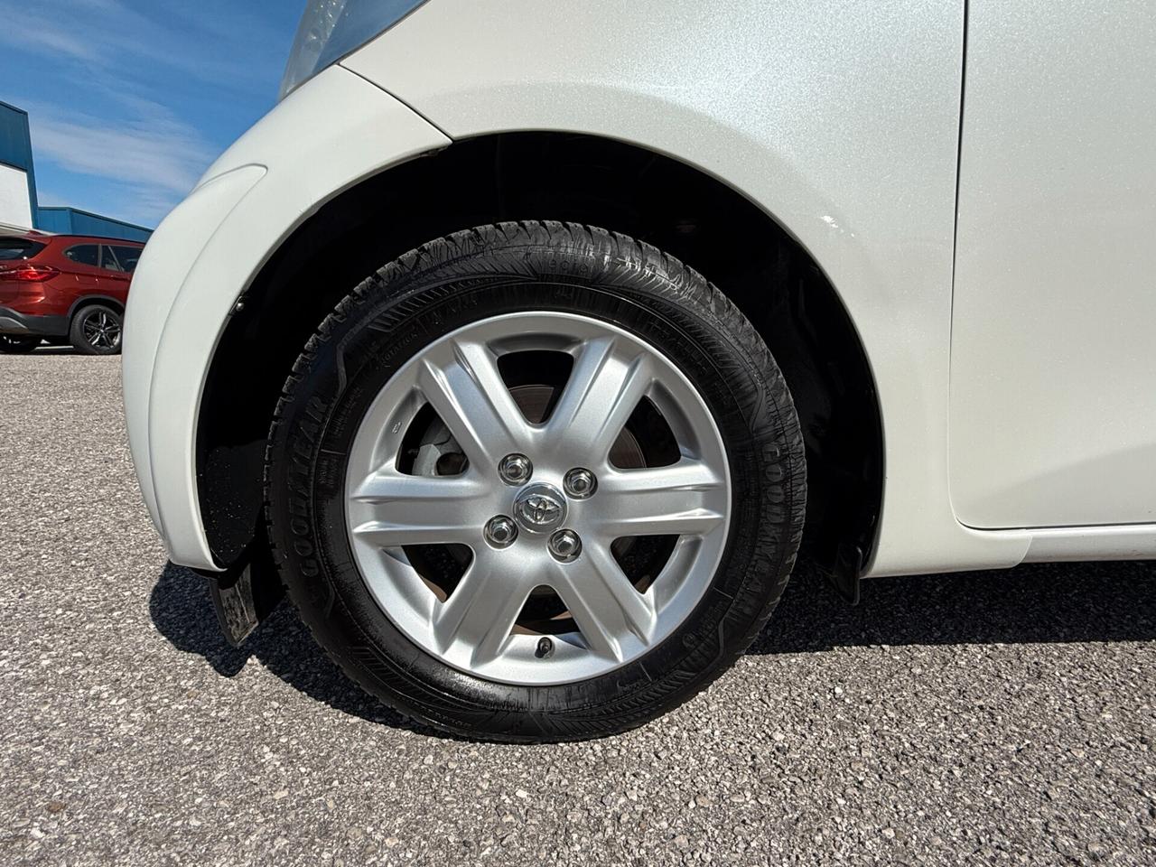 Toyota iQ 1.0 Multidrive