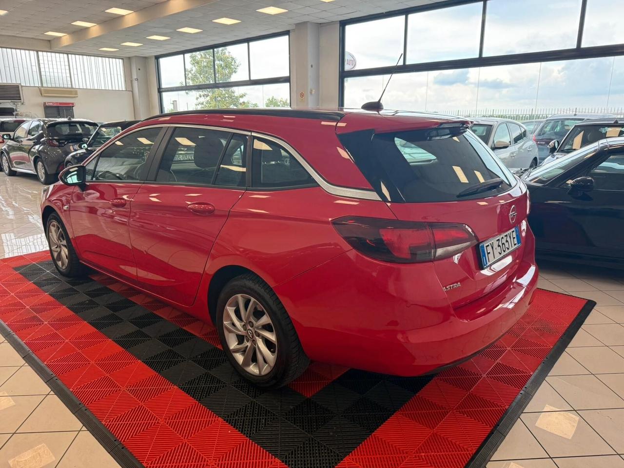 Opel Astra 1.6 CDTi 136CV aut. Sports Tourer Business