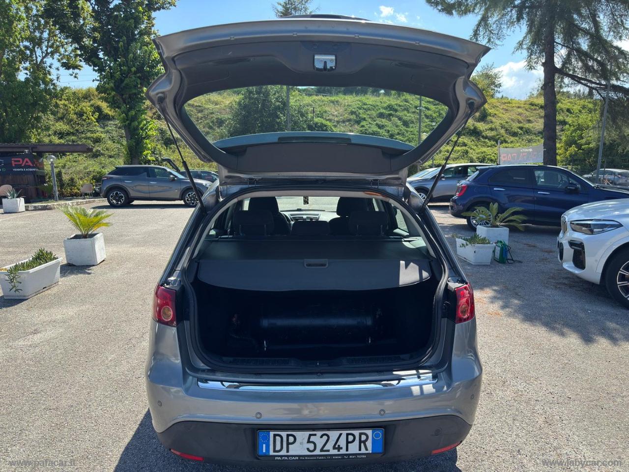 FIAT Croma 1.9 MJT Active