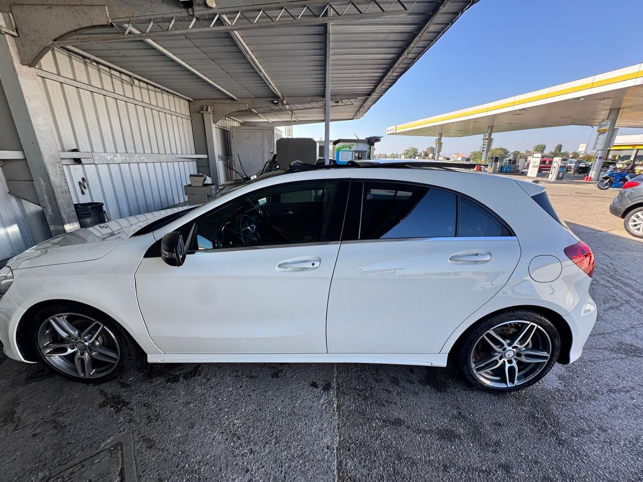 Mercedes-benz A 200 d Automatic Premium