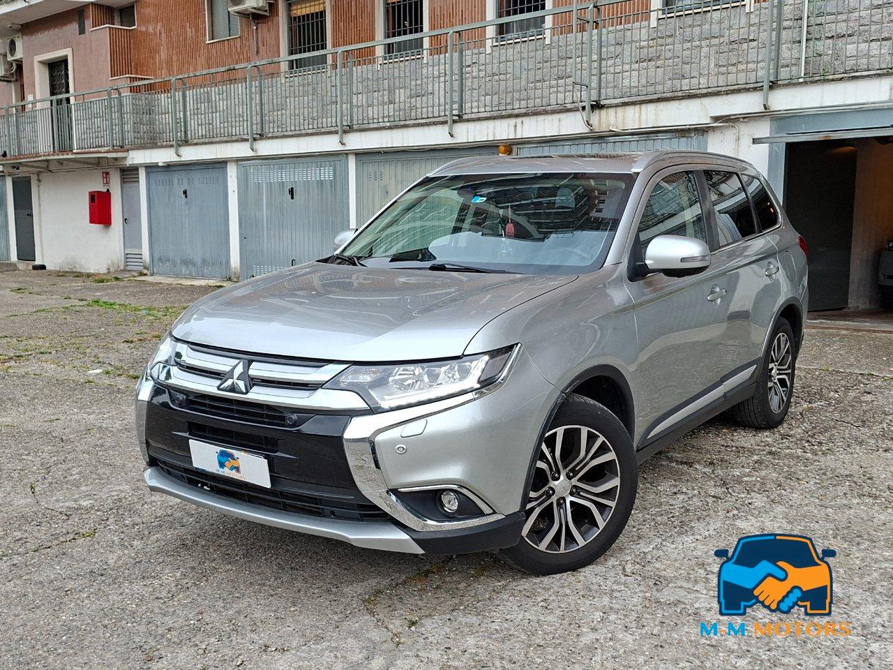 Mitsubishi Outlander 2.2 Instyle Plus Sda awd 7p.ti auto my17