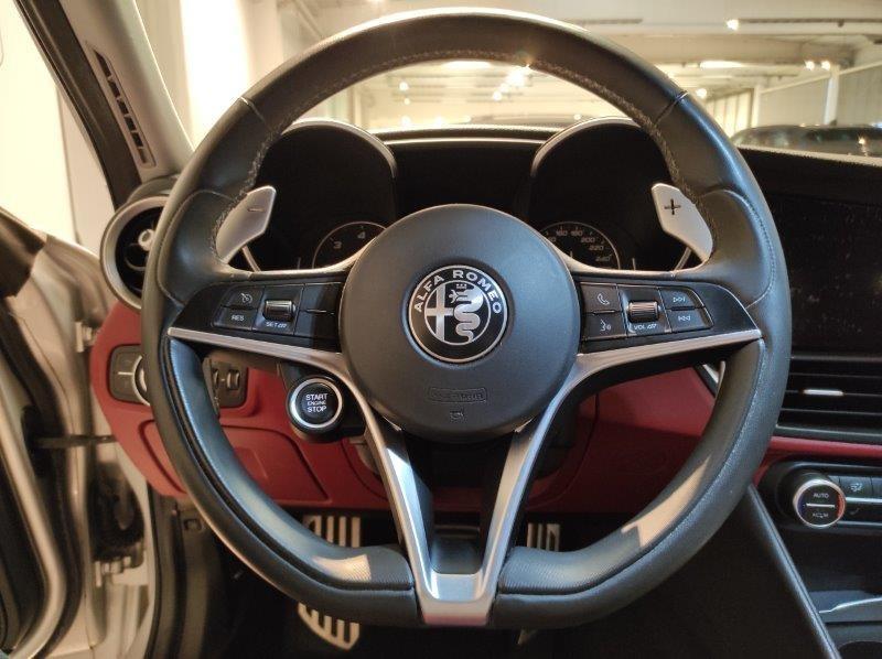 ALFA ROMEO Giulia (2016) - Giulia 2.2 Turbodiesel 210 CV AT8 AWD Q4 Veloce