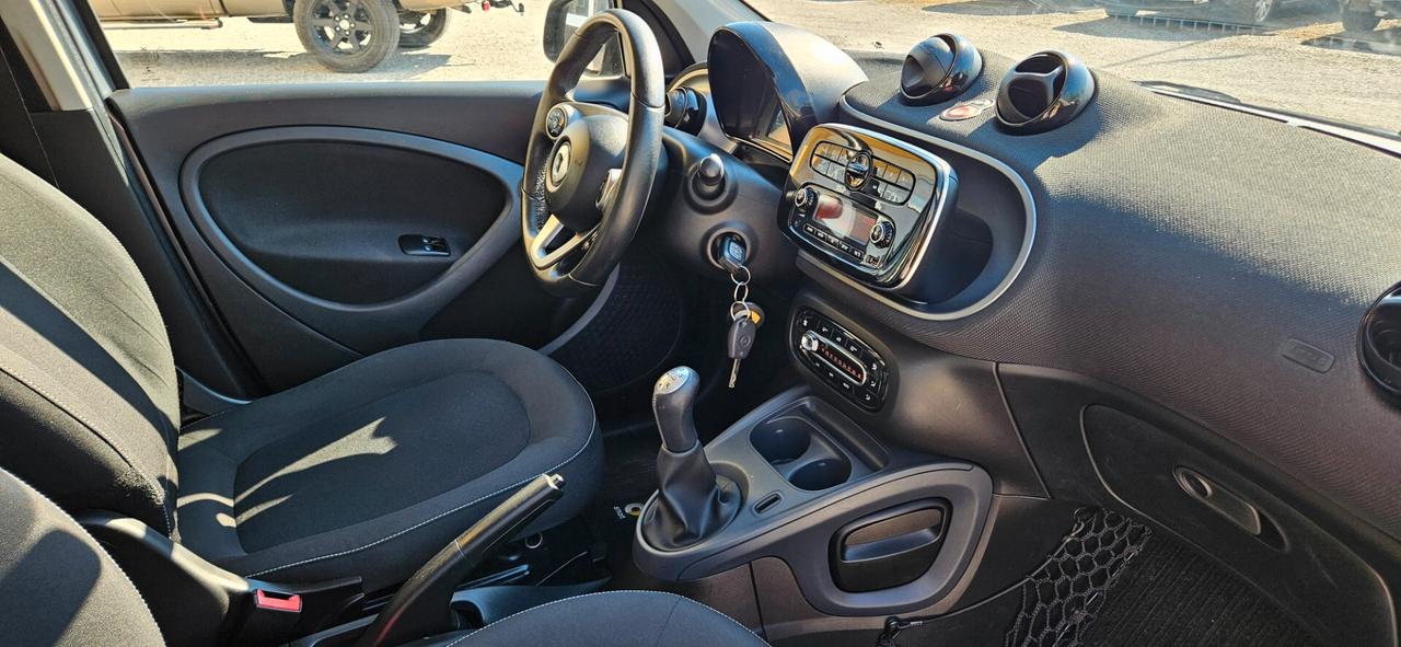 Smart ForFour 70 1.0 Youngster