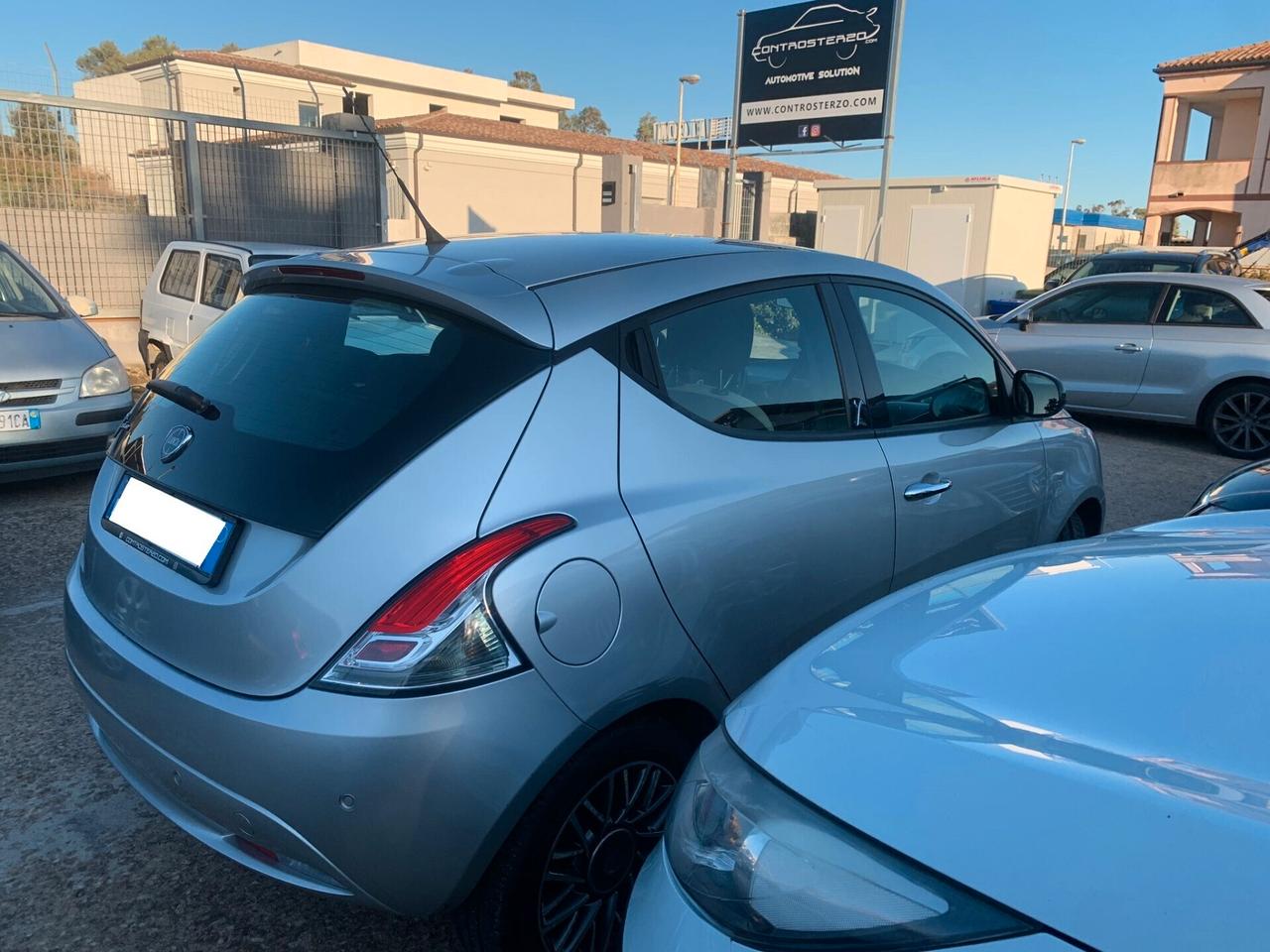 LANCIA YPSILON -FINANZIABILE