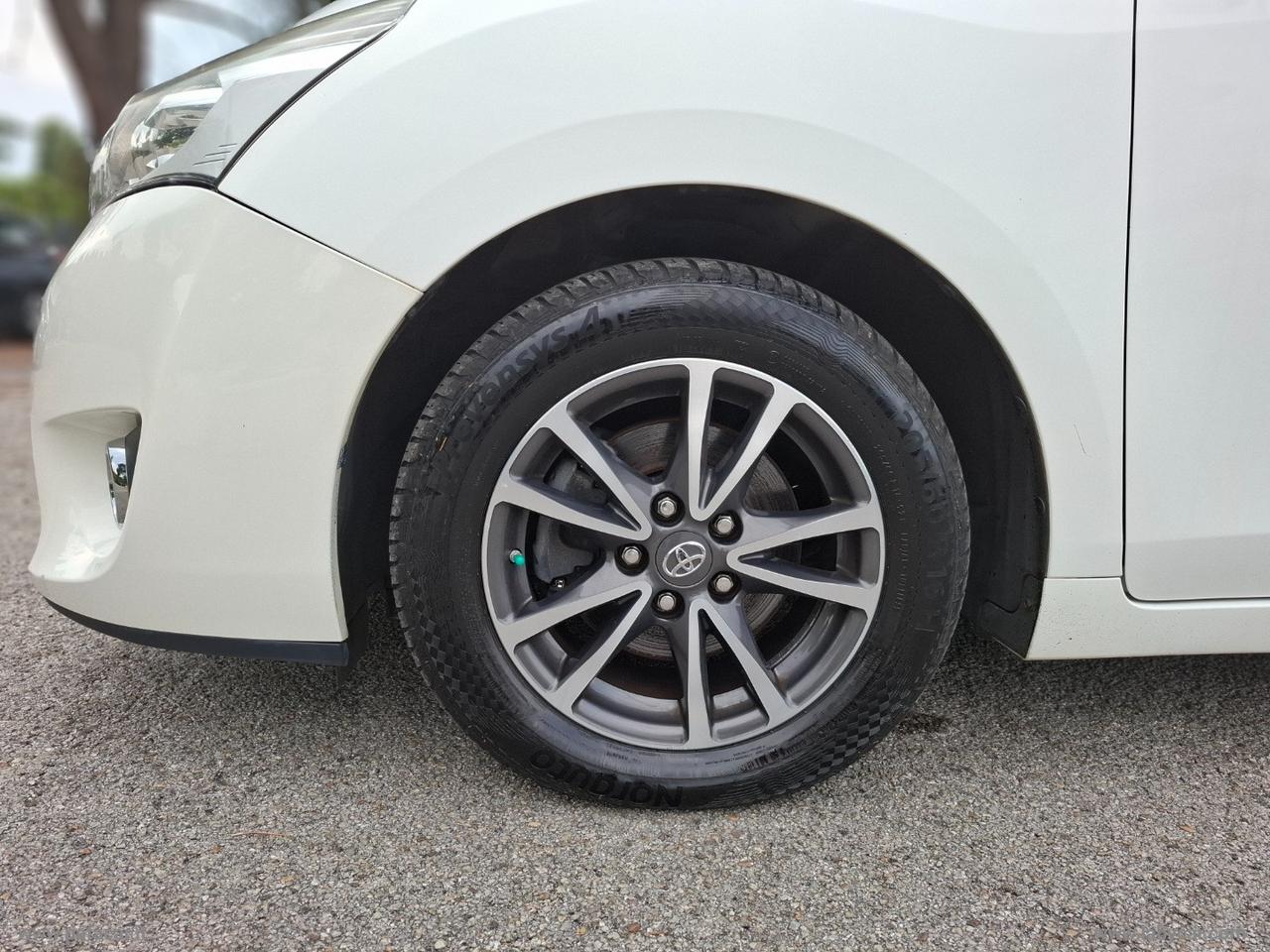 TOYOTA Verso 1.6 D-4D Style 7 posti