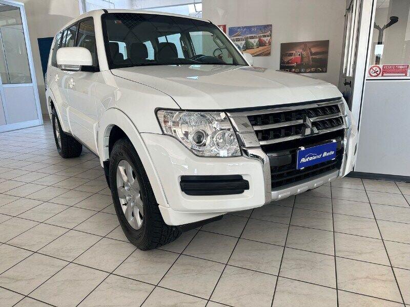 Mitsubishi Pajero Pajero 3.2 DI-D 16V aut. 5p. Instyle DPF