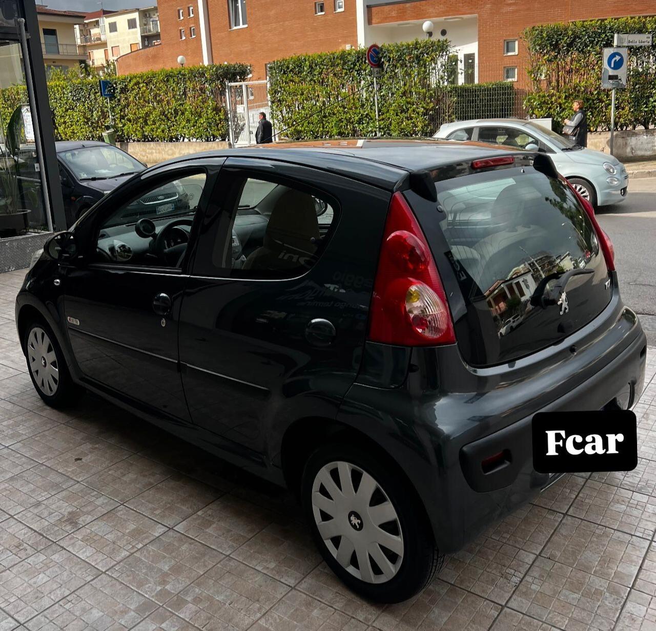 Peugeot 107 1.0 68CV 5p. Sweet Years NEOPATENTATI