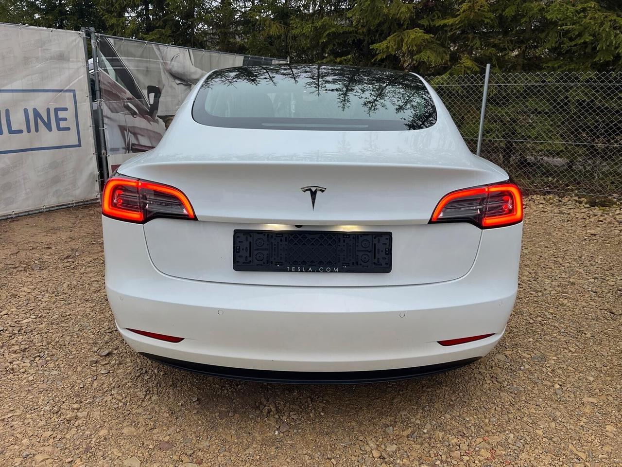 Tesla Model 3 Standard RWD Plus