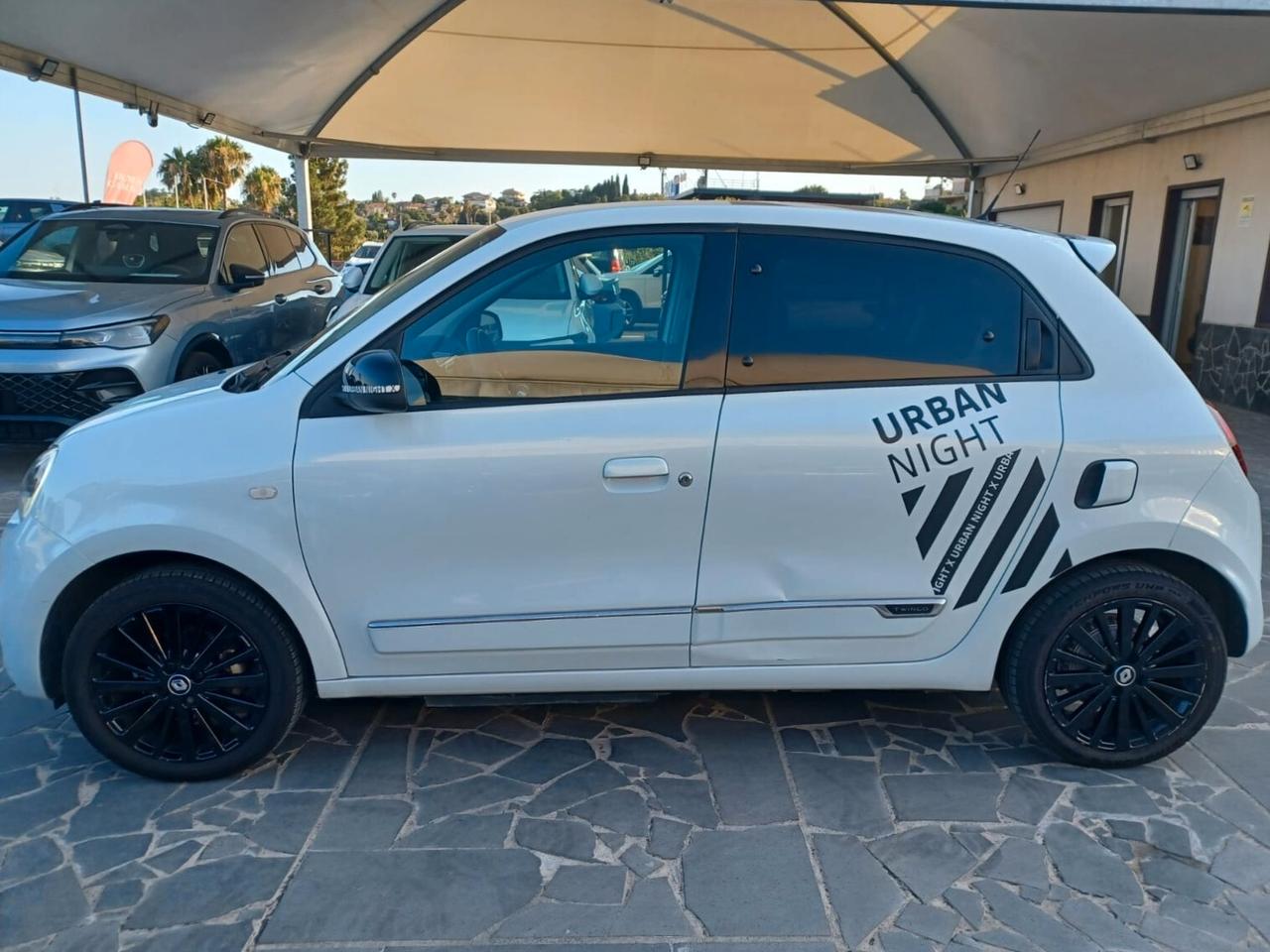 Renault Twingo Electric Urban Night