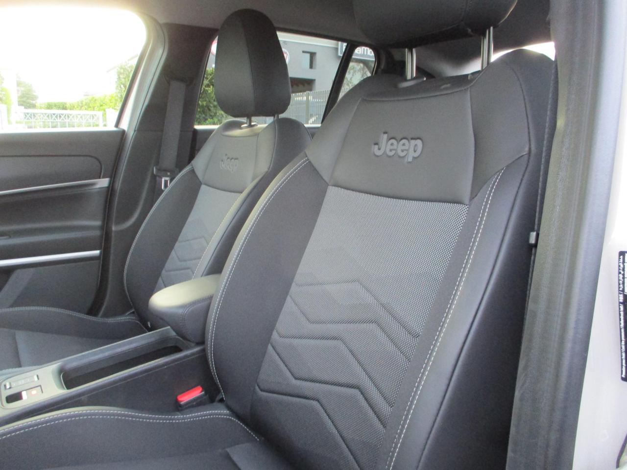 Jeep Avenger 1.2 Turbo MHEV DCT Summit Led/Camera