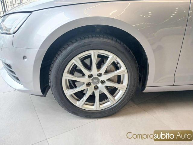 AUDI A4 Avant QUATTRO 40 TDI S tronic (Garanzia 12 Mesi)