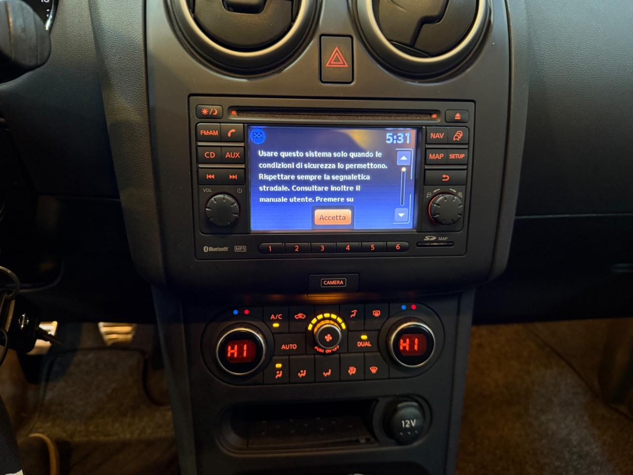 Nissan Qashqai 1.5 dci Visia TETTO PANORAMICO 122.000KM !!