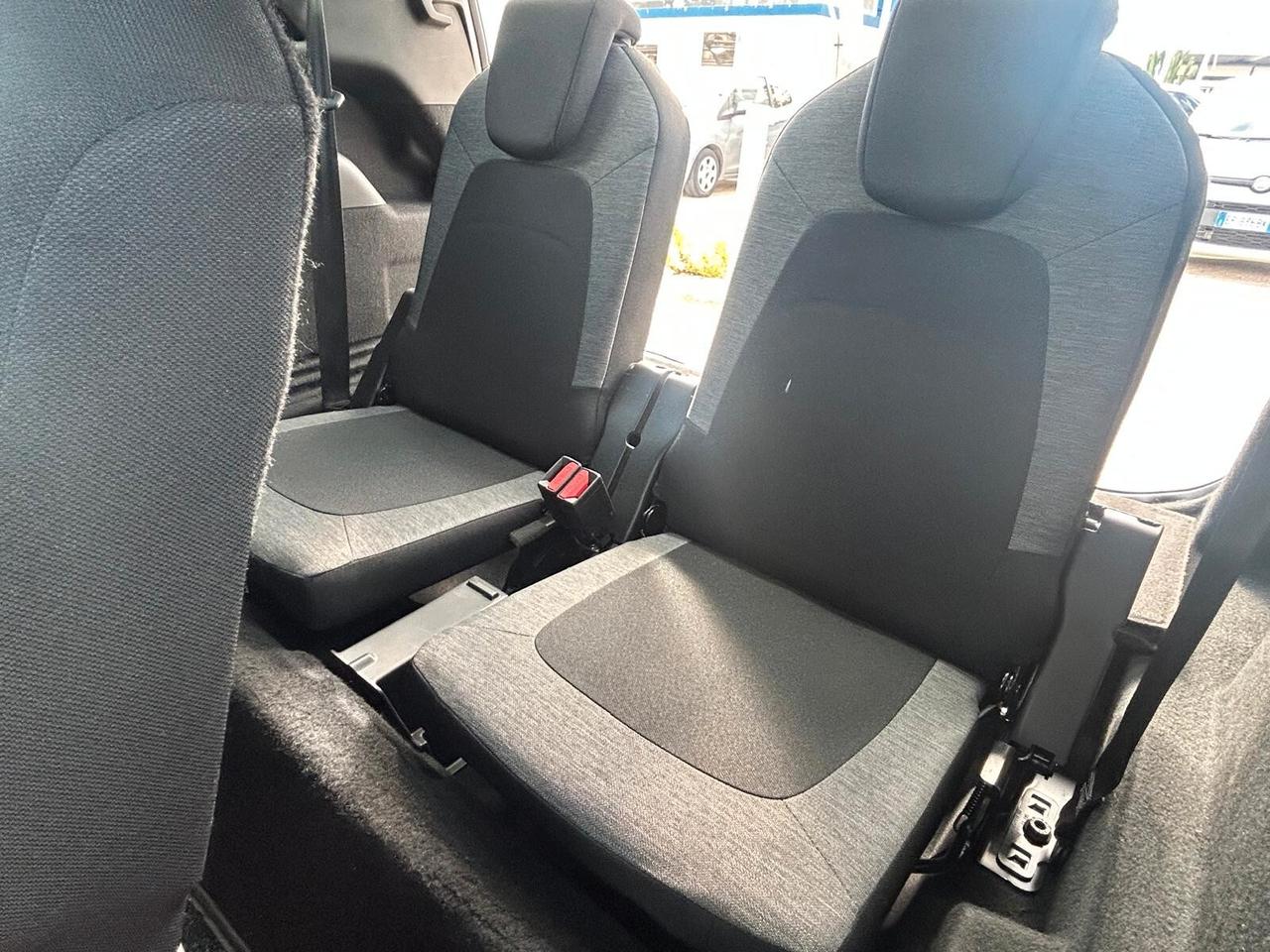 C4 7 posti 1.5BlueHdi 130 cv