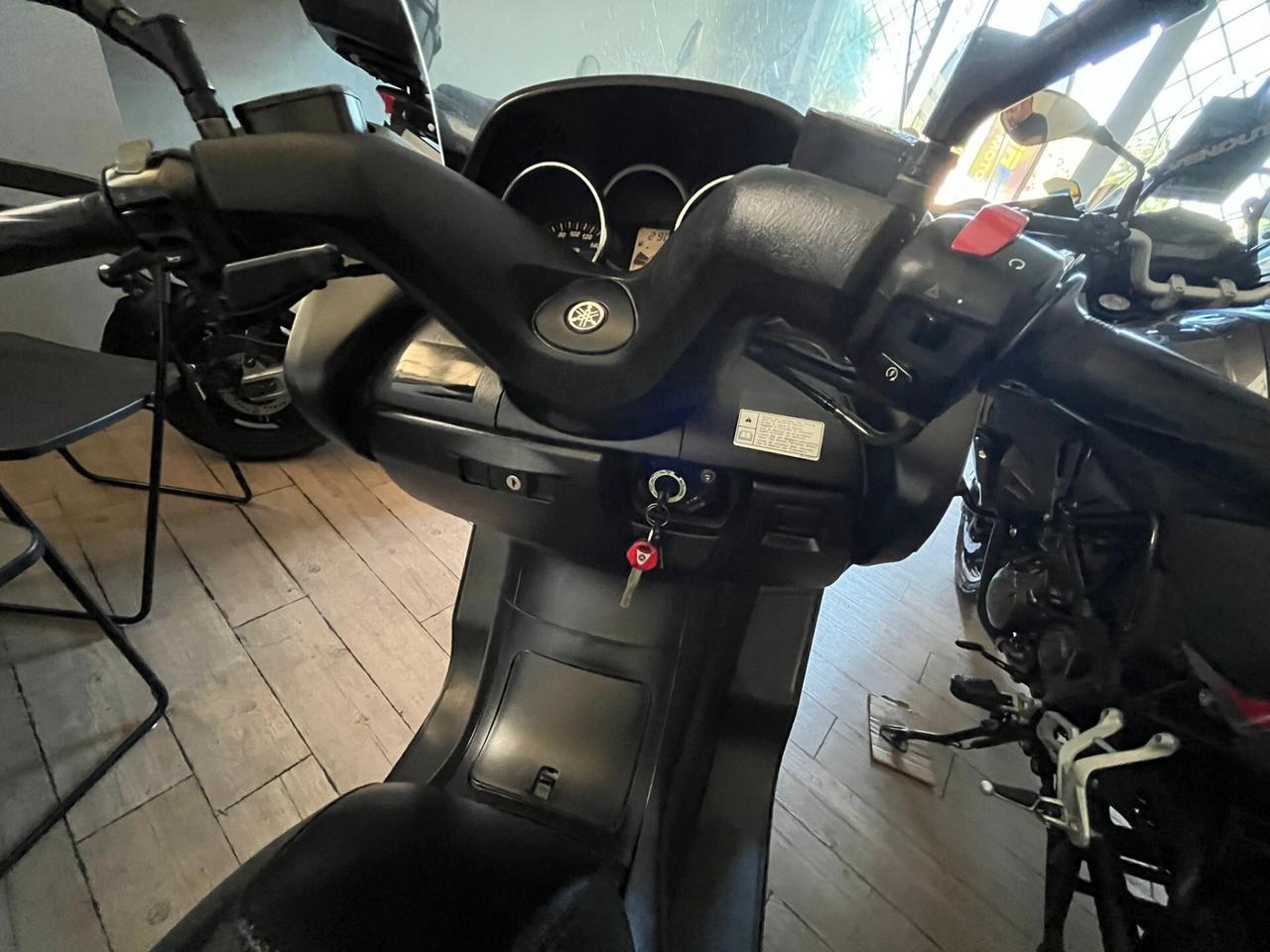 YAMAHA MAJESTY 400