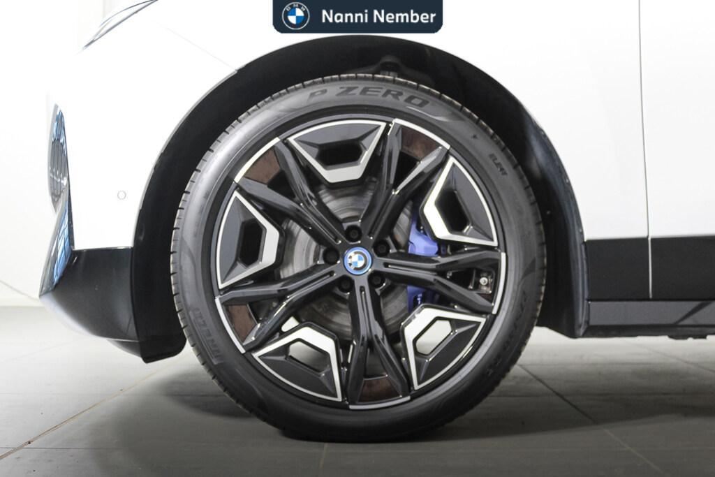 BMW iX 50 pacchetto sportivo xDrive