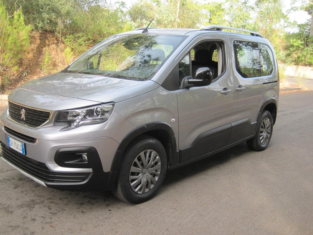 Peugeot Rifter BlueHDi 100 S&S Allure Standard