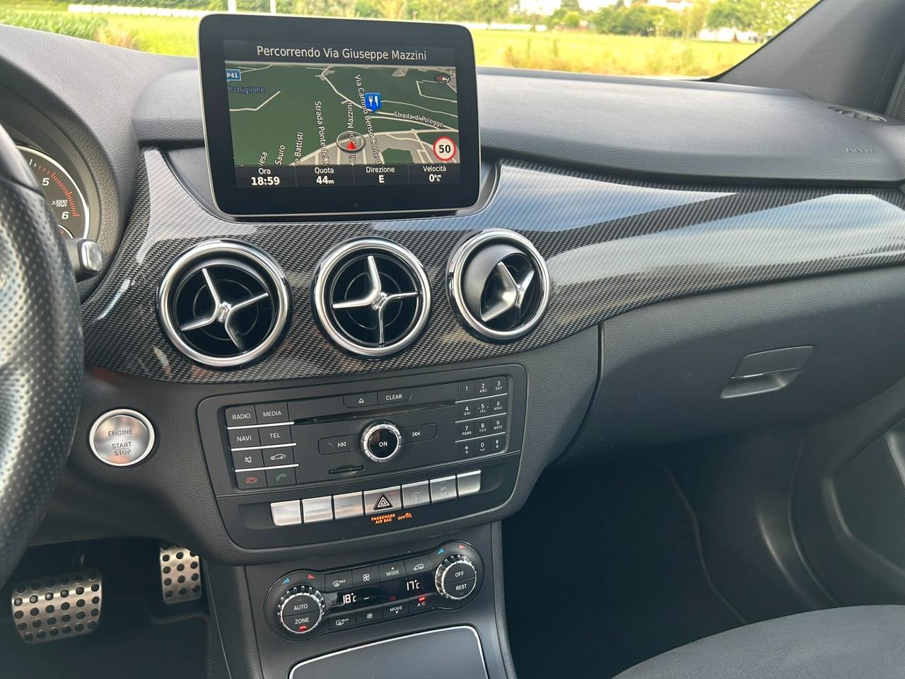 Mercedes-Benz B 200d 130CV Premium - PANORAMA