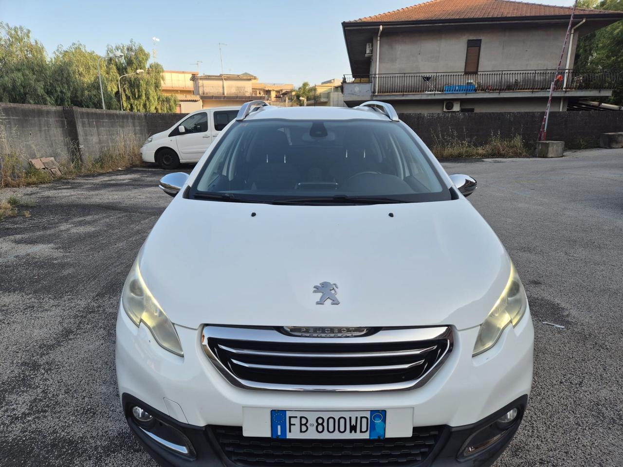 Peugeot 2008 1.6 BlueHDi 120 S&S Black Matt Navi