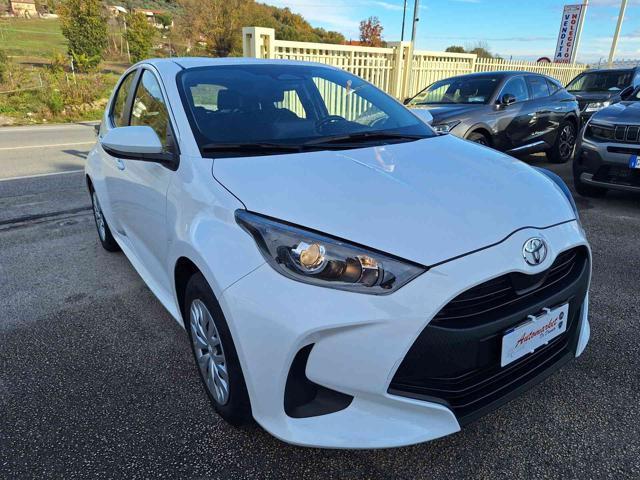 TOYOTA Yaris 1.5 Hybrid 5 porte Active