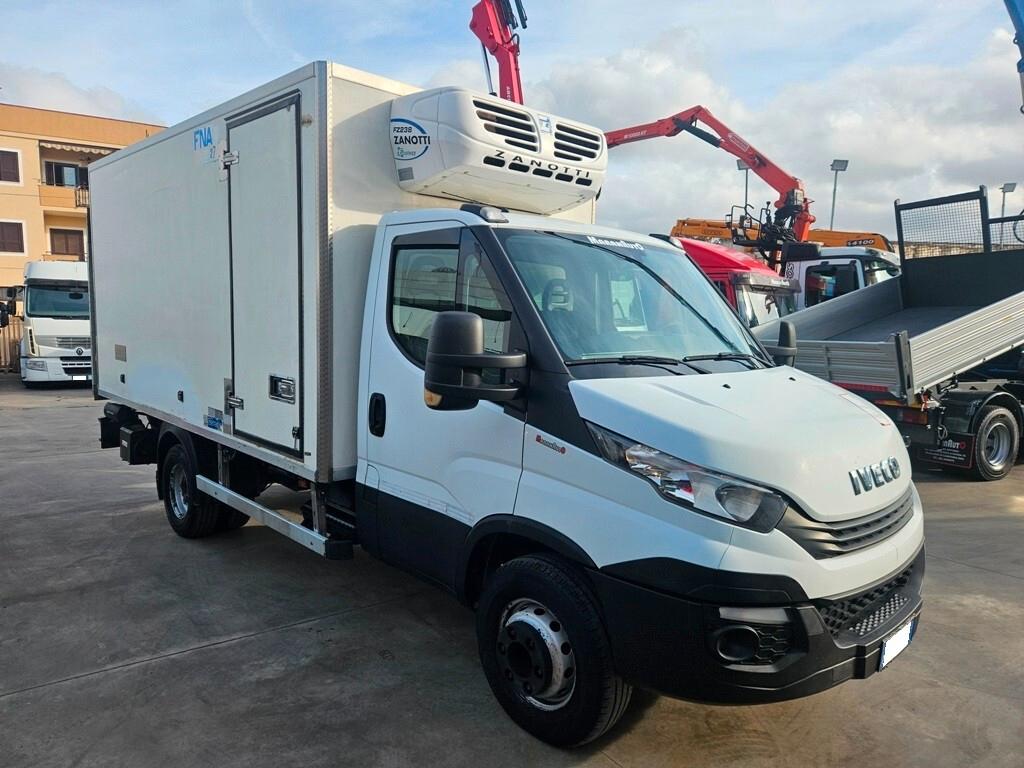 IVECO DAILY 72-150 FRIGO CON PEDANA-2018