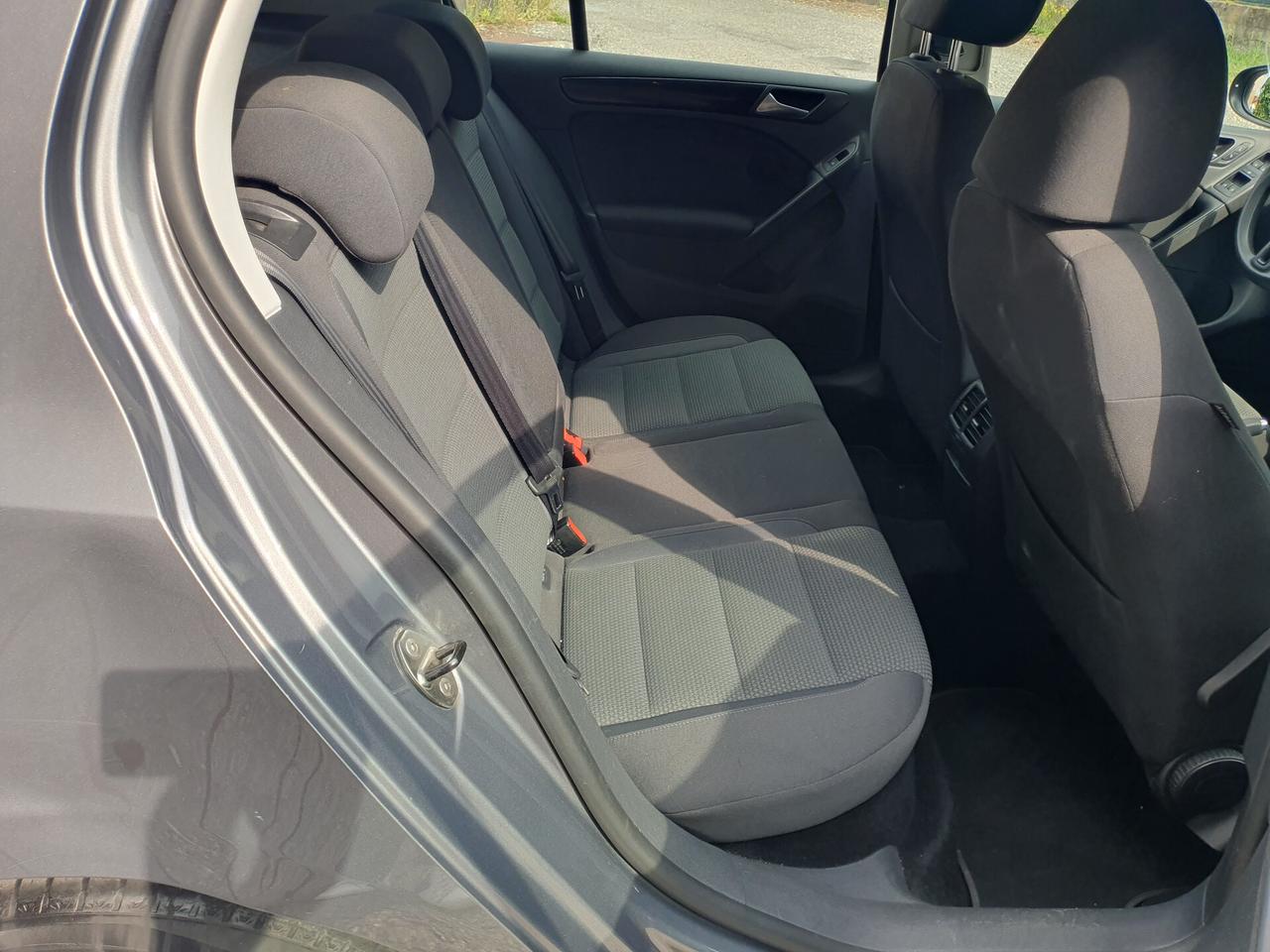 Volkswagen Golf 1.6 TDI 105CV