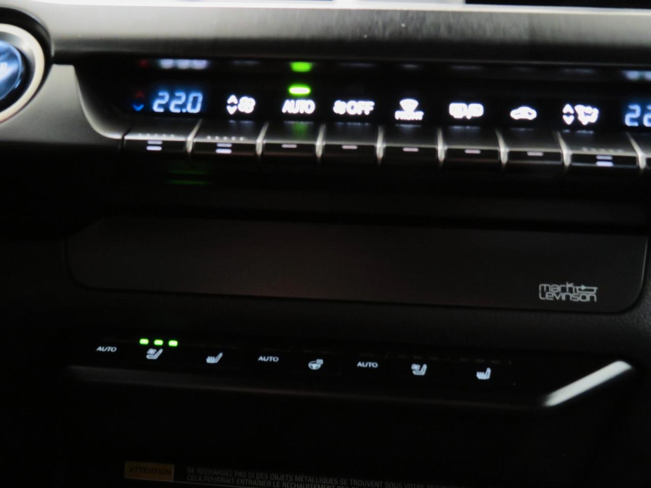 Lexus UX Full Electric Premium Fleet | iva 22% inclusa