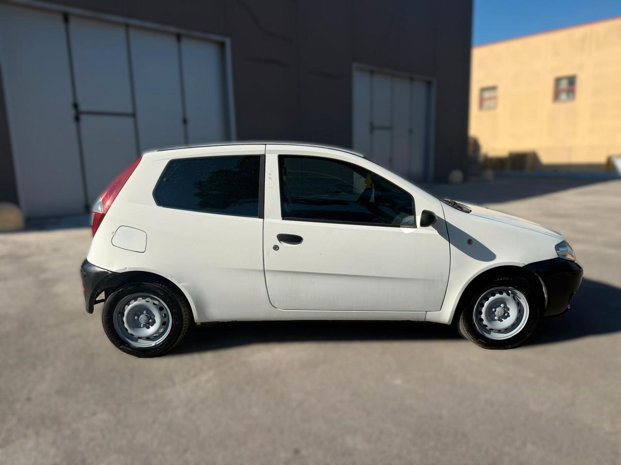 FIAT PUNTO VAN 1.3 DIESEL 2006 12 MESI DI GARANZIA