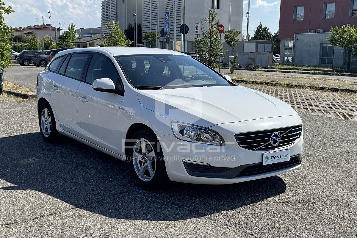 VOLVO V60 D2 1.6 Powershift Kinetic