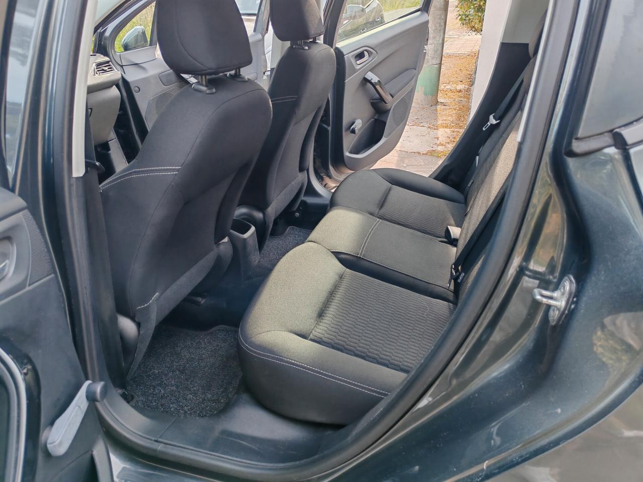 Peugeot 208 BlueHDi 75 5 porte Allure 2016