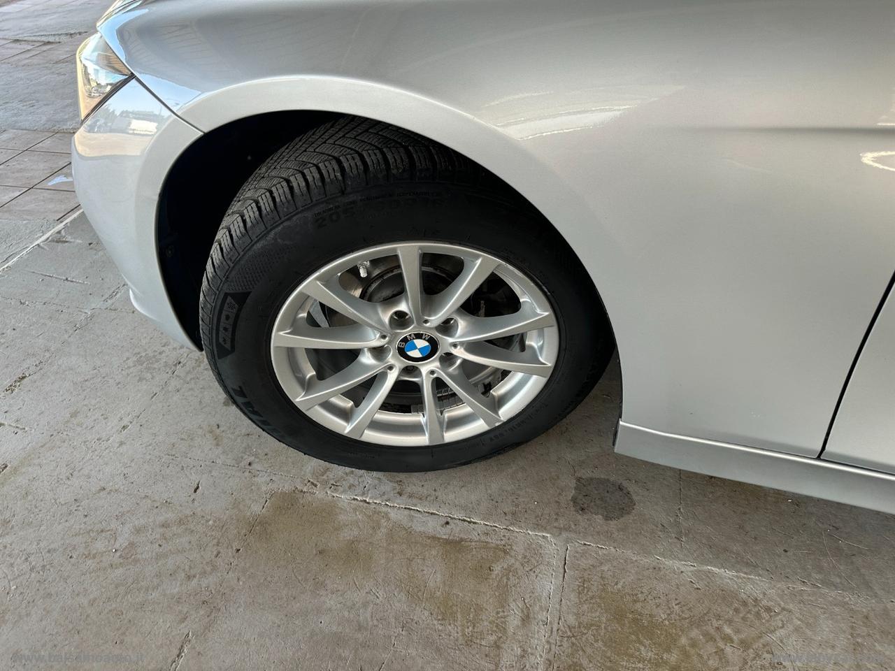 BMW 318i Touring Business Advantage aut.