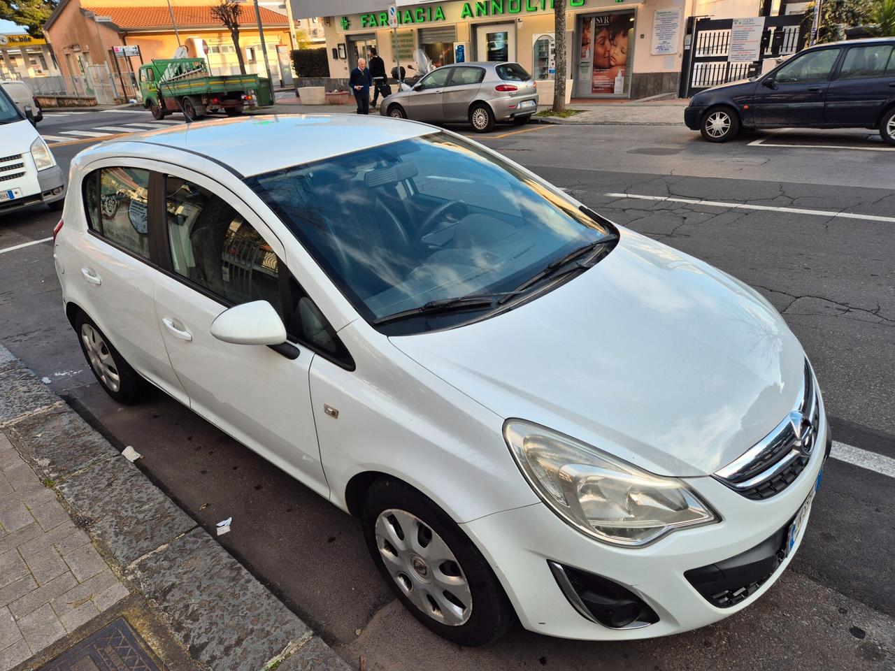 Opel Corsa 1.2 5 porte Sport