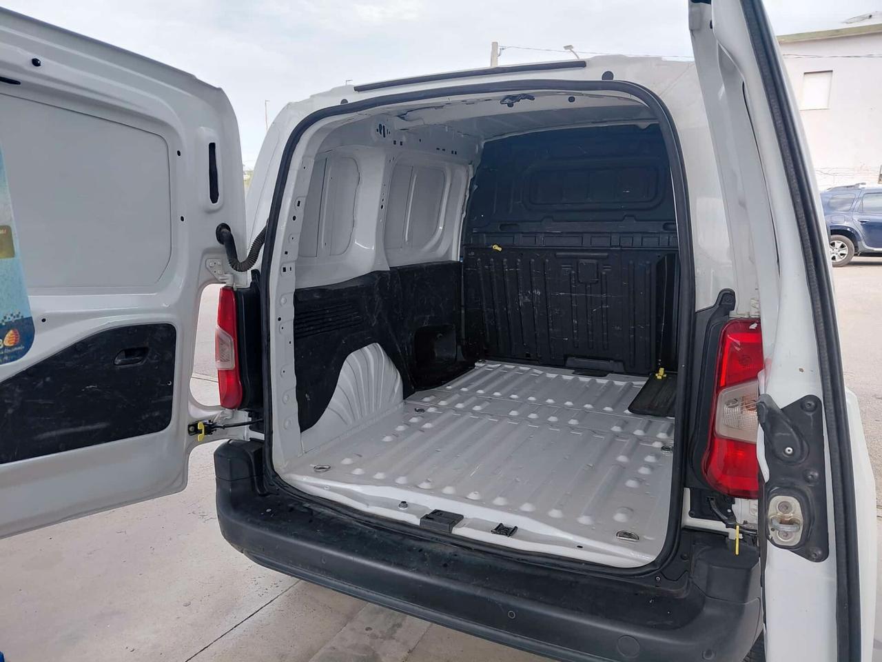 Citroen Berlingo BlueHDi 100 S&S Van