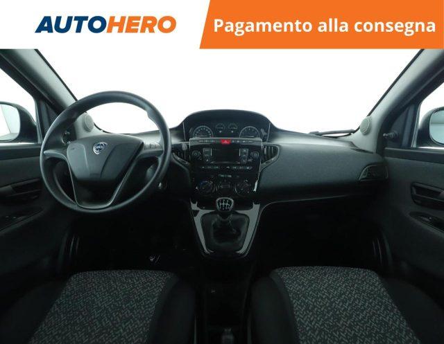 LANCIA Ypsilon 1.0 FireFly 5 porte S&S Hybrid Ecochic Silver