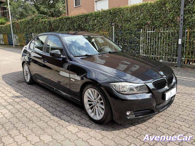 BMW 320 d BERLINA ATTIVA XENO CERCHI 17'' SEDILI SPORTIVI
