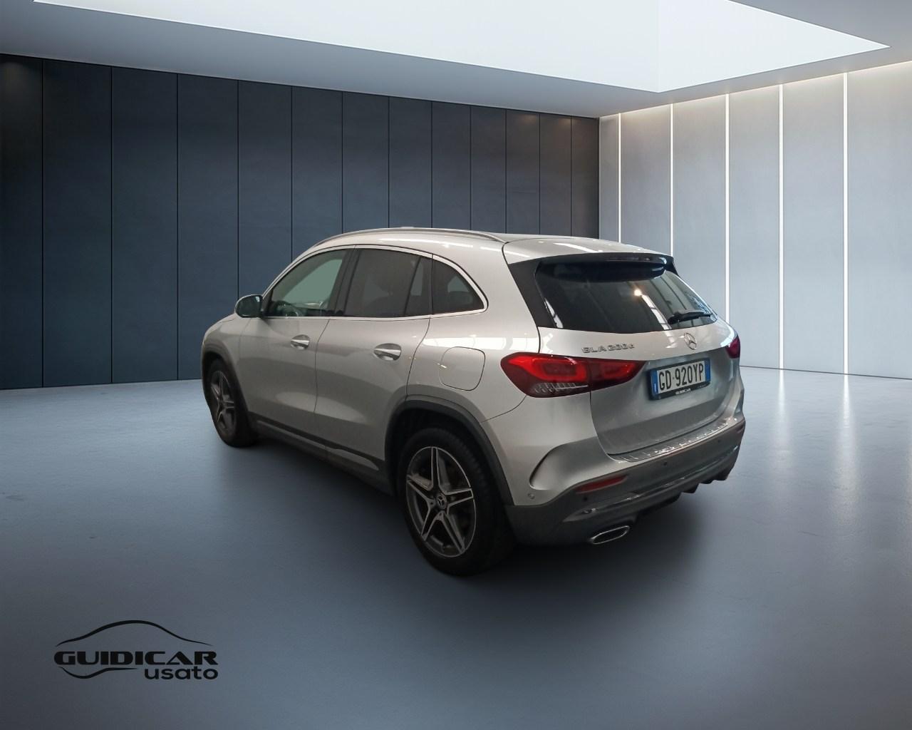 Mercedes-Benz GLA-H247 2020 - GLA 200 d Premium auto