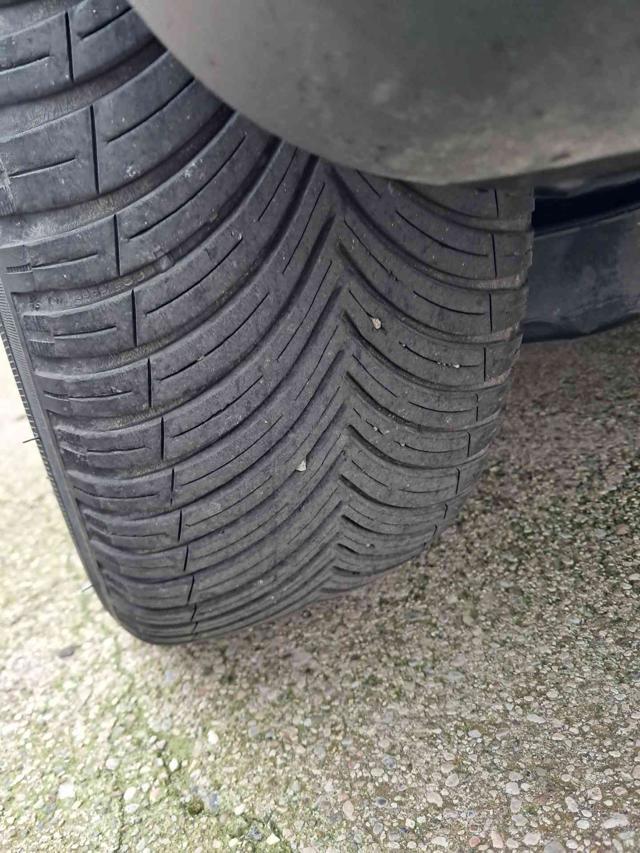 VOLKSWAGEN Touran 1.9 TDI 105CV Highline 7 posti NEOPATENTATI