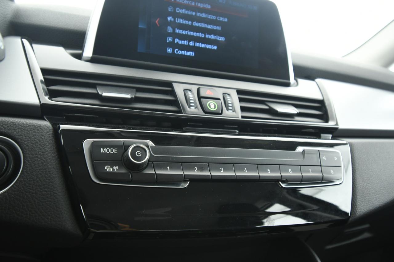 BMW 225xe Active Tourer iPerformance Business auto NEOPATENTATI+LED