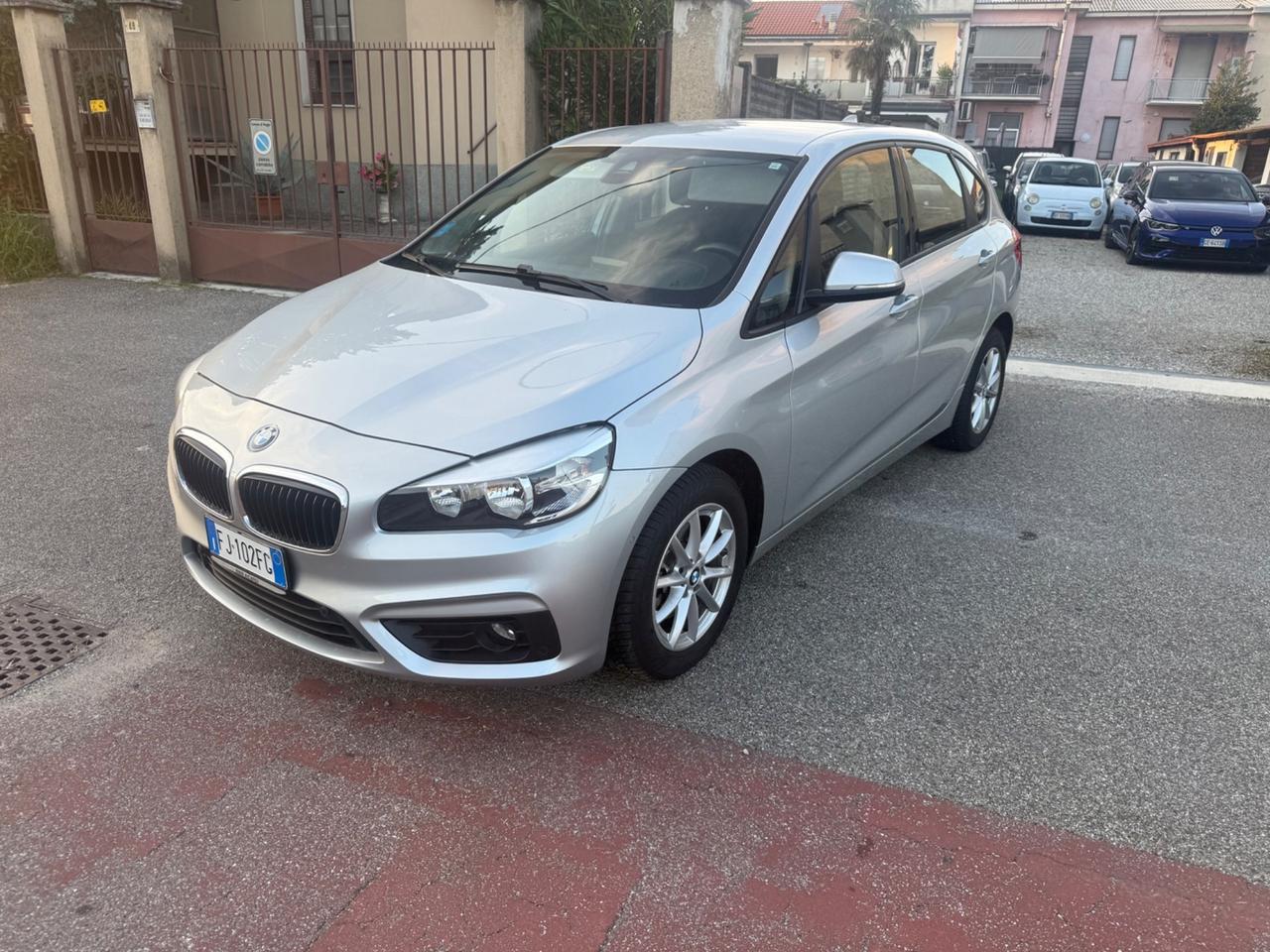 Bmw 218i Luxury
