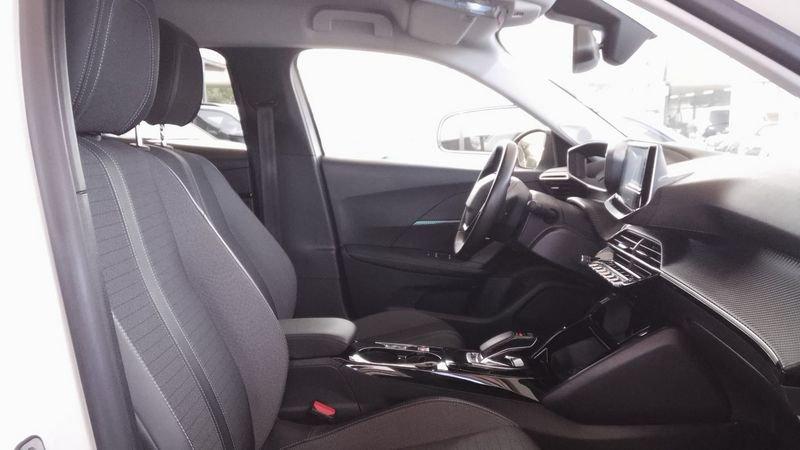 Peugeot e-2008 e 100kW Allure Pack