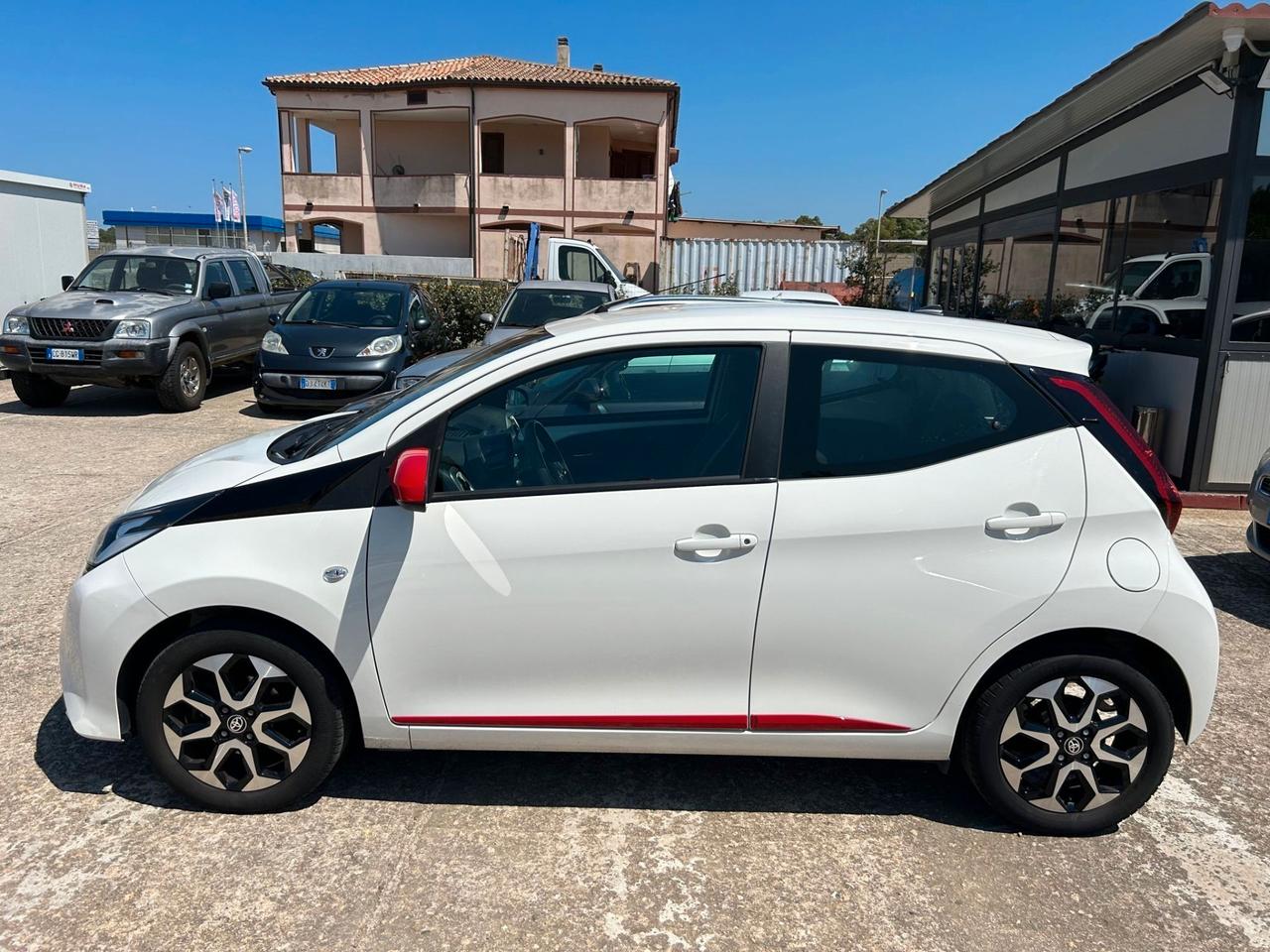 TOYOTA AIGO CLIMA AUT - TELECAMERE